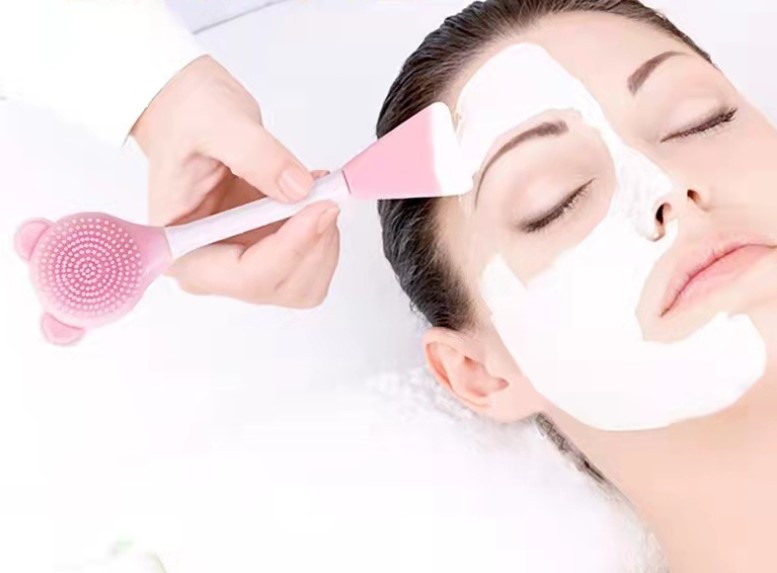 Hautpflege-Bürste und Maske-Spatel (5563)