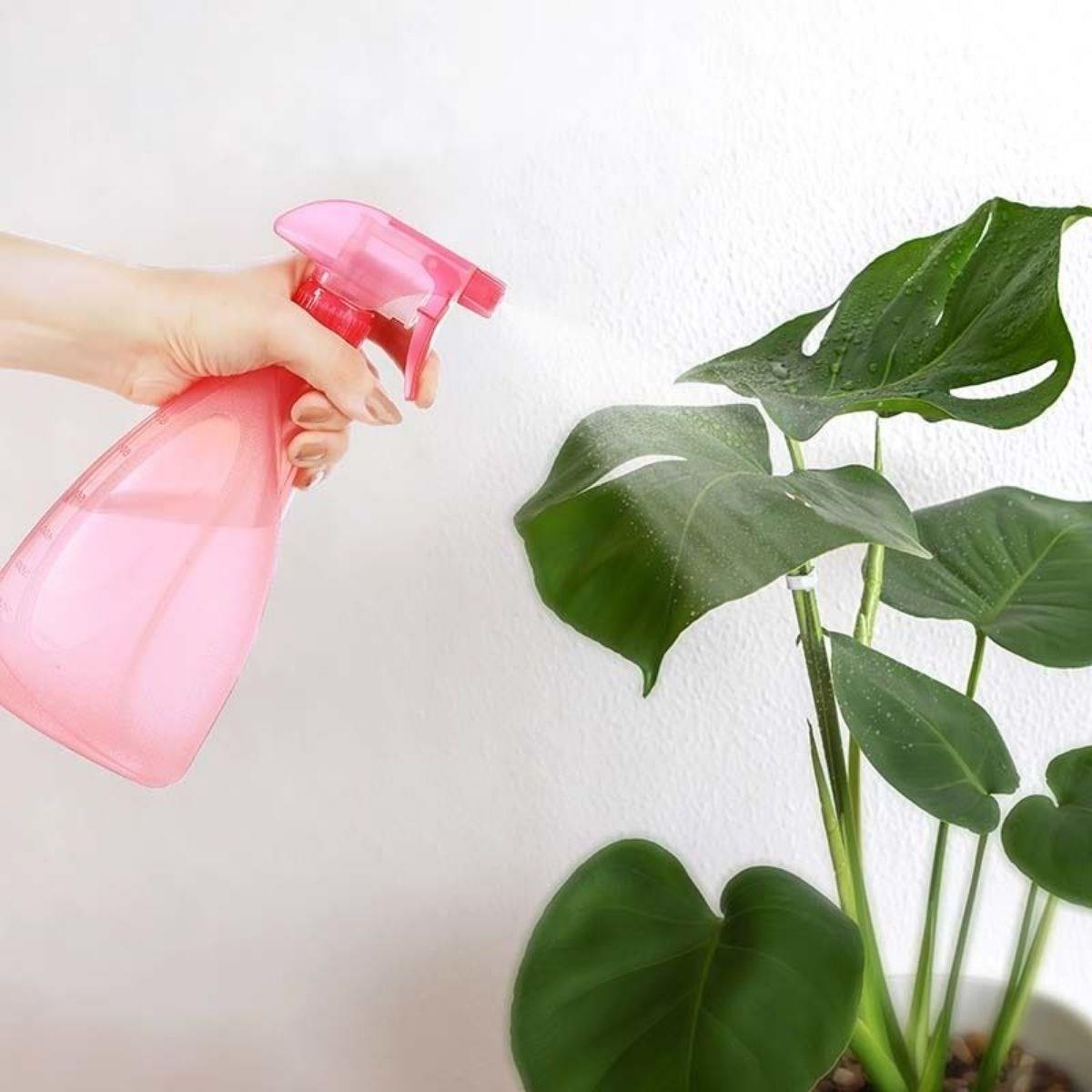 Multi-Purpose Mist Flower Watering Plastic Spray Bottle 700ml TP-219 #3