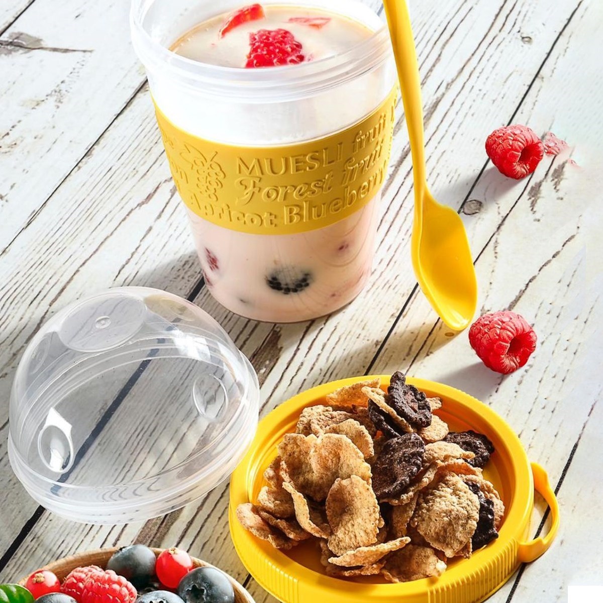 Take'n Go Portable Yogurt Container with Lid and Spoon