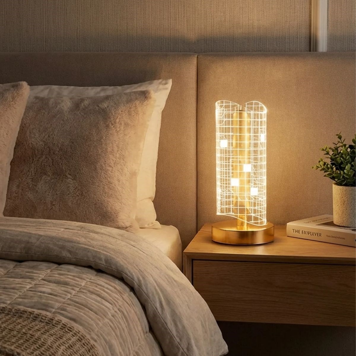 Dalgalı Silindirik Kristal Kareli Model LED Masa Lambası – Gold Tabanlı, Dokunmatik, 3 Renk Işık Modlu, Şarjlı Modern Dekoratif Gece Lambası (5563) #3