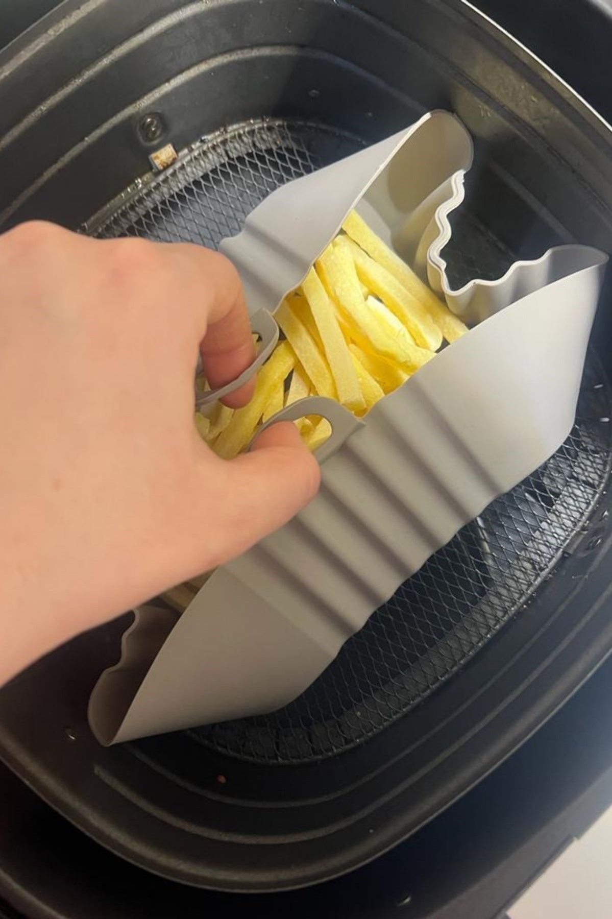 Renkli Isıya Dayanıklı Yıkanılabilir Silikon Fırın Ve Airfryer Kare Model Pişirme Matı 20 Cm (5563) #5