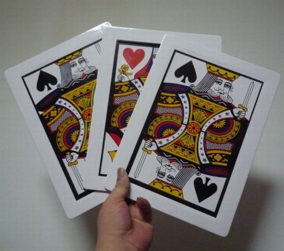 Three Card Monte Magic Trick - Simple Yet Impressive Magic G