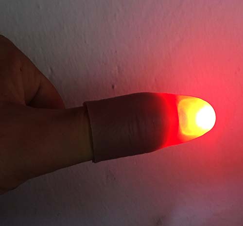 LED Light-Up Magic Finger Gag Prank Finger (5563)