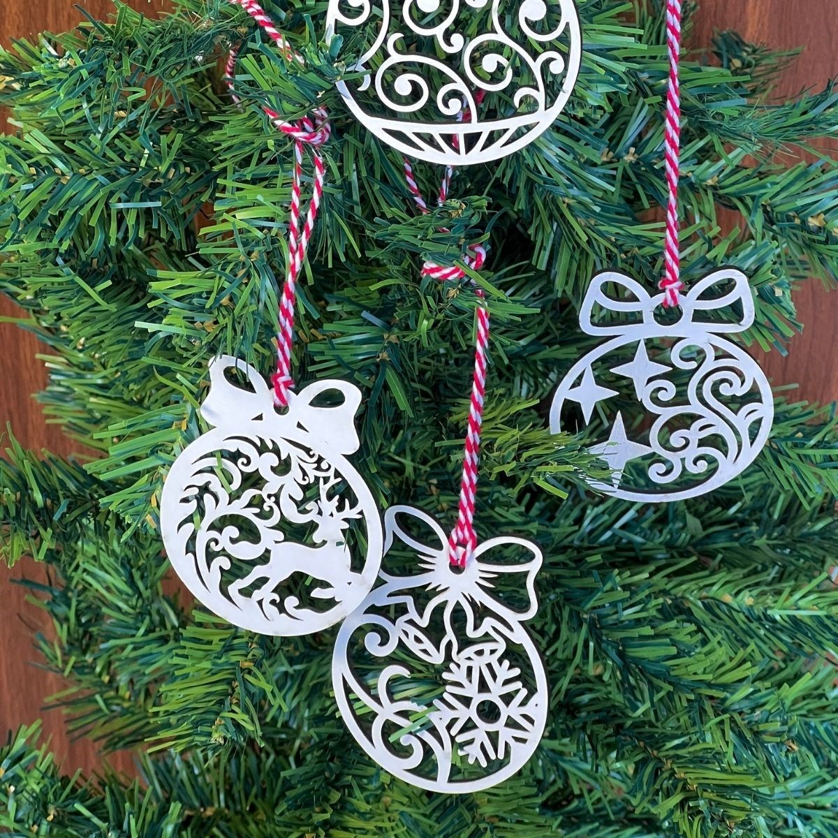 10-Piece Red White Rope Bow Wooden Christmas Tree Ornament (5563) #4