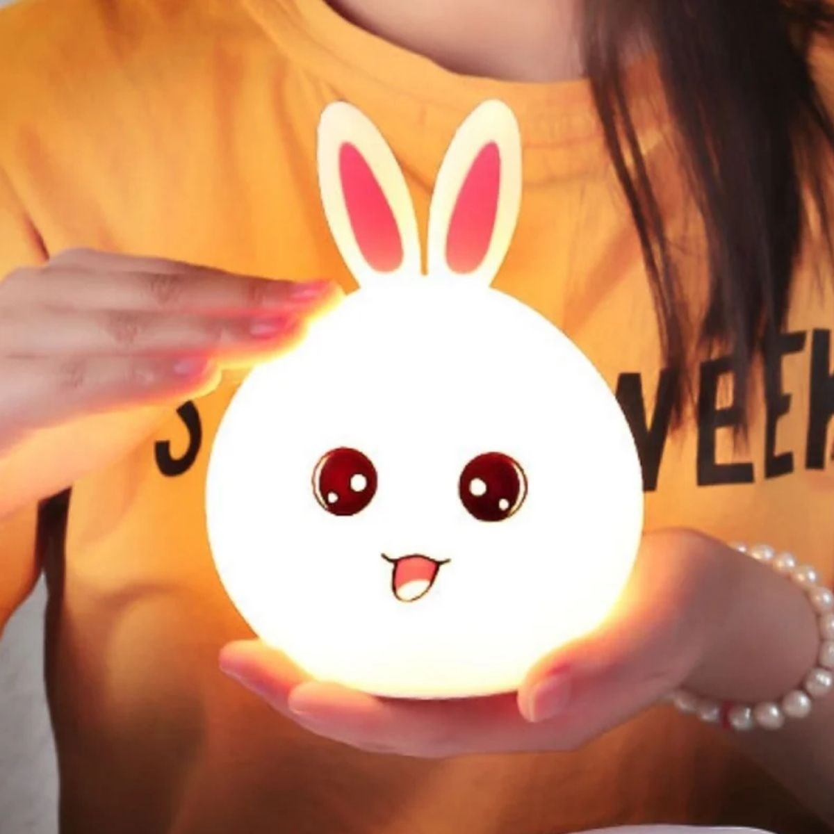 5 Farklı Renk Modlu Tavşan Figürlü Pofuduk LED Gece Lambası–Yumuşak Dokulu Çocuk Odası ve Dekoratif Şarjlı Ortam Işığı (5563) #4