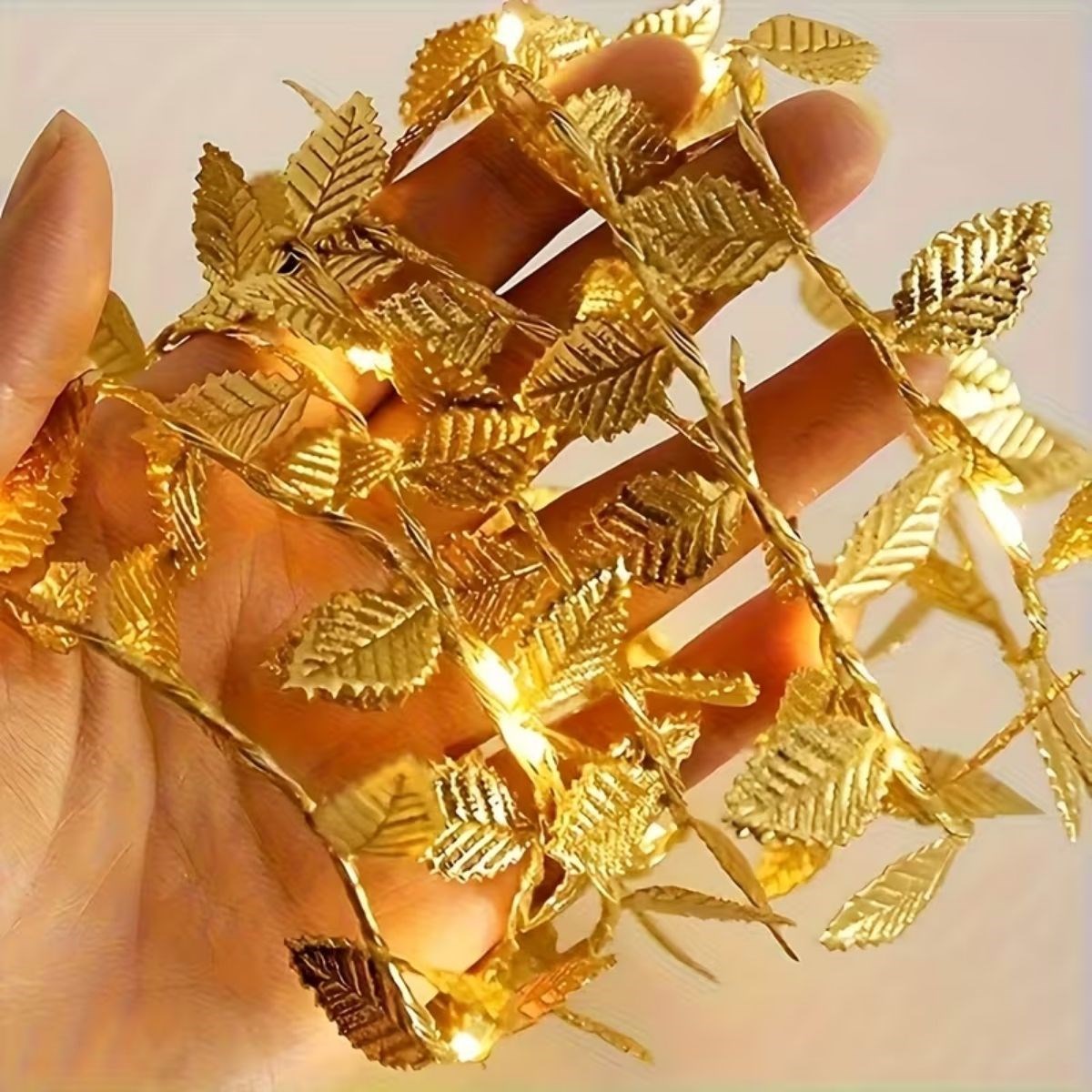 3 Metre Yaldızlı Gold LED Işık – Dekoratif Ortam ve Yılbaşı Aydınlatması (5563) #4